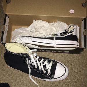 Men’s size 11 HighTop Converse